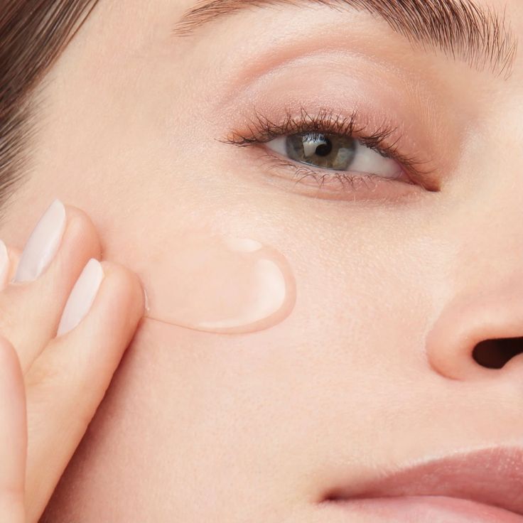 Understanding and Treating Dark Circles: A Skincare Guide